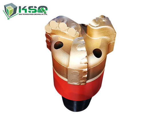 3 het blad Iadc S132 Pdc beet 4-1/2“ met 2-3/8“ Api For Sandstone And Shale