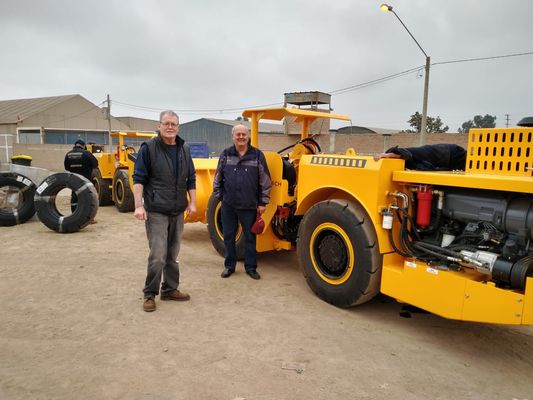 Hydrostatische van de de Afstandsstortplaats van de Pomp1cbm Lading van het de Machine1m3 Volume de Capaciteits Gele Kleur