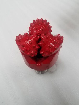 IADC637 van het de Boorbeetje van de waterput Tricone de Kleurenapi van Blasthole Beetjes Aangepaste Certificatie